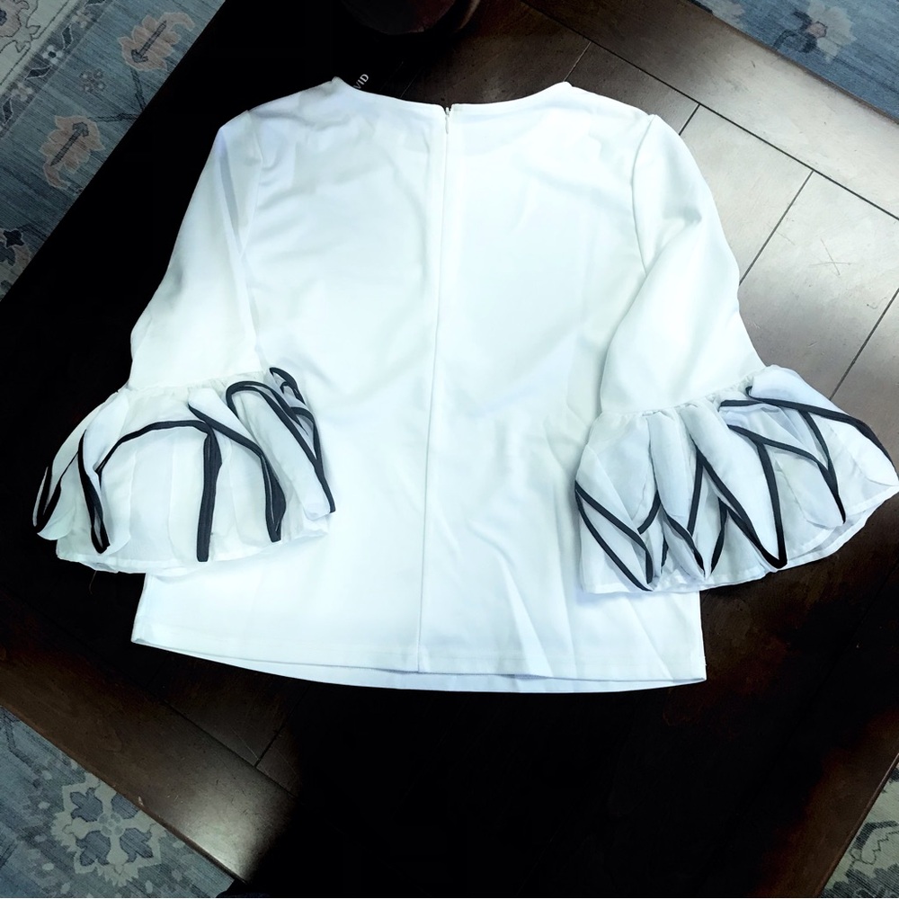 White Ruffle‎ Sleeve Top - Picture 5 of 7